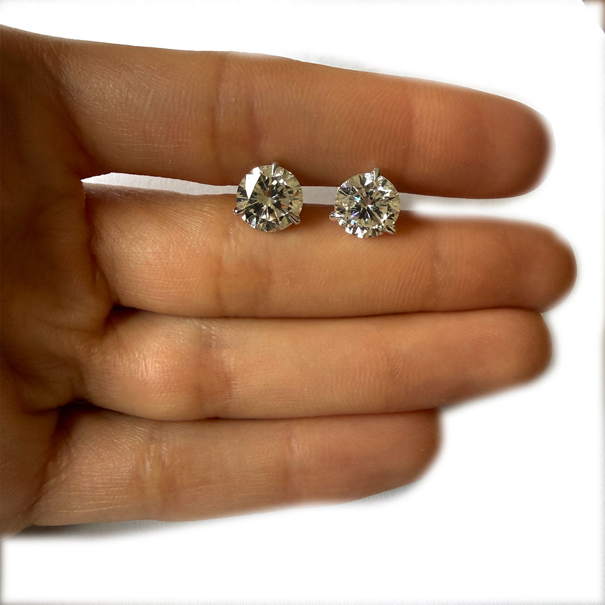 Aretes en oro blanco 14K studs de diamantes redondos de laboratorio 4.15ctw