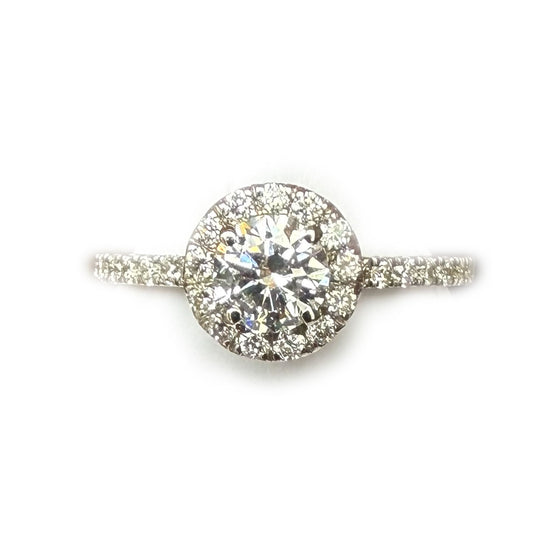 Anillo de compromiso en oro blanco 14k con diamante central redondo 0.33ct y Halo. Total en Diamantes 0.53ctw (SI2)
