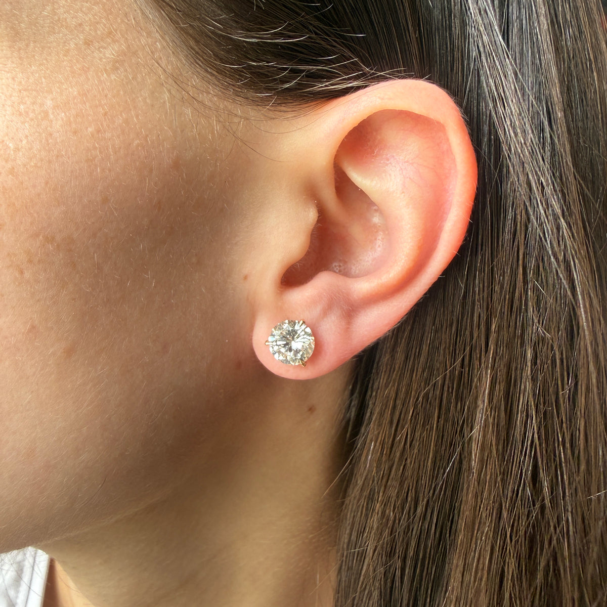 Aretes en oro amarillo 14K studs de diamantes redondos de laboratorio 4ctw