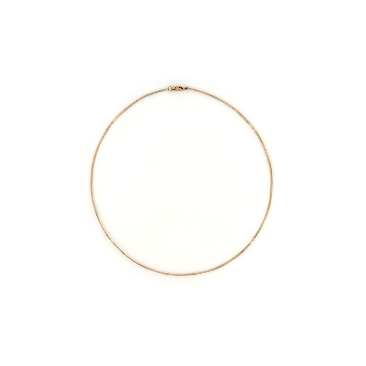 Collar rígido llano en oro amarillo 14K
