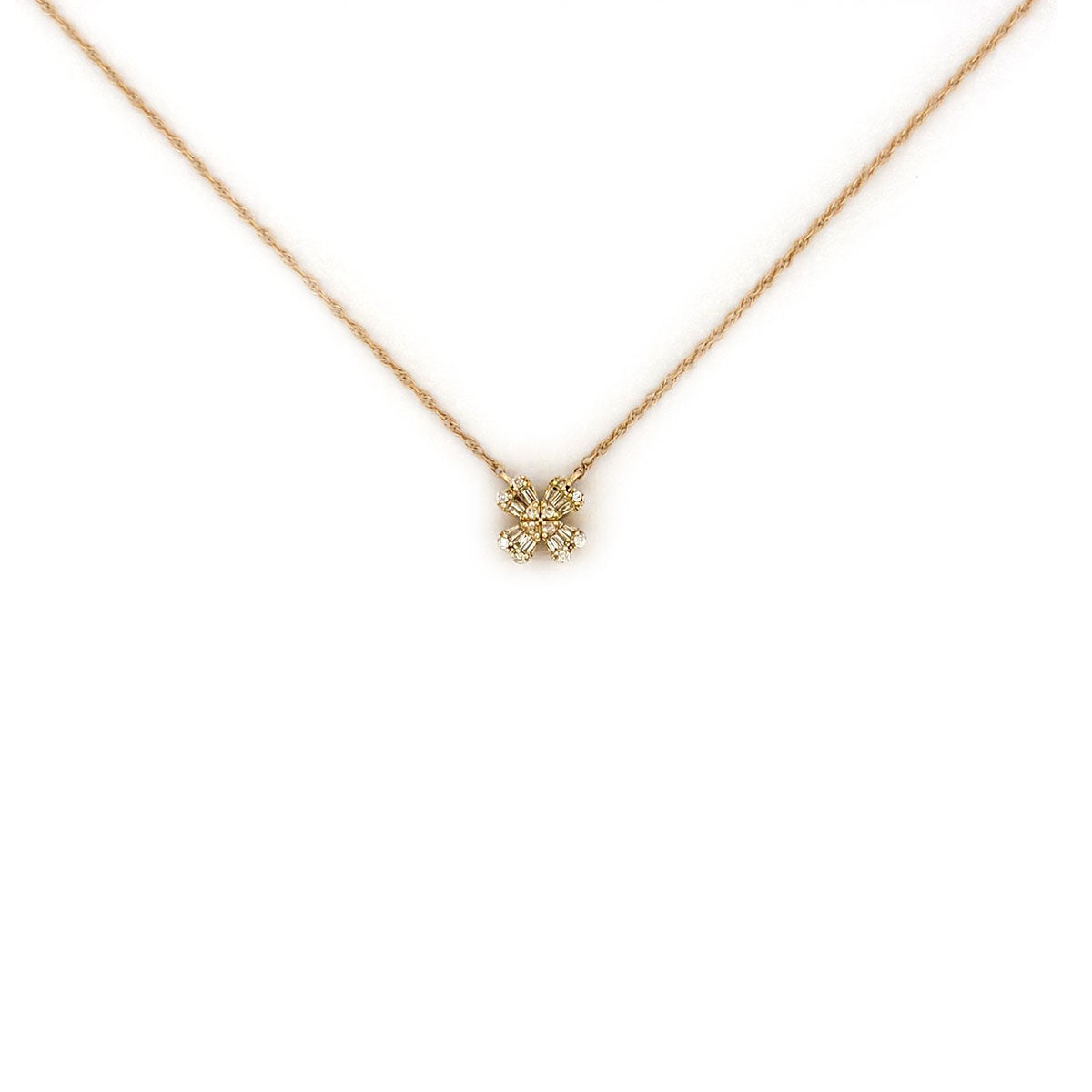 Collar en oro amarillo 14K con trébol de diamantes 0.20ctw