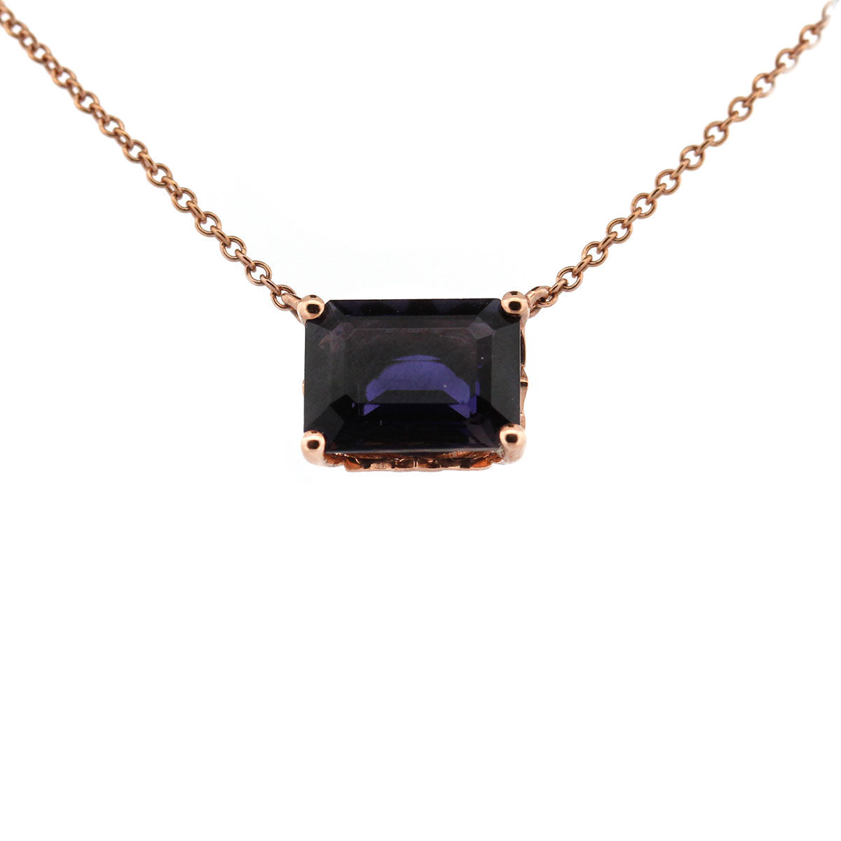 Collar en oro rosa 10k con iolita oscura corte esmeralda