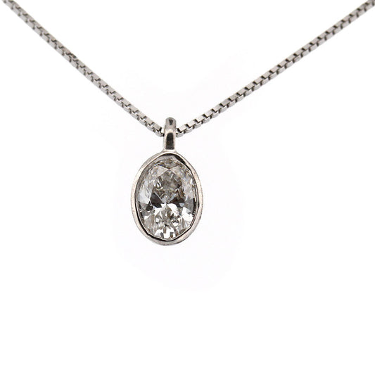 Collar en plata con dije de diamante de laboratorio ovalado 0.5ct