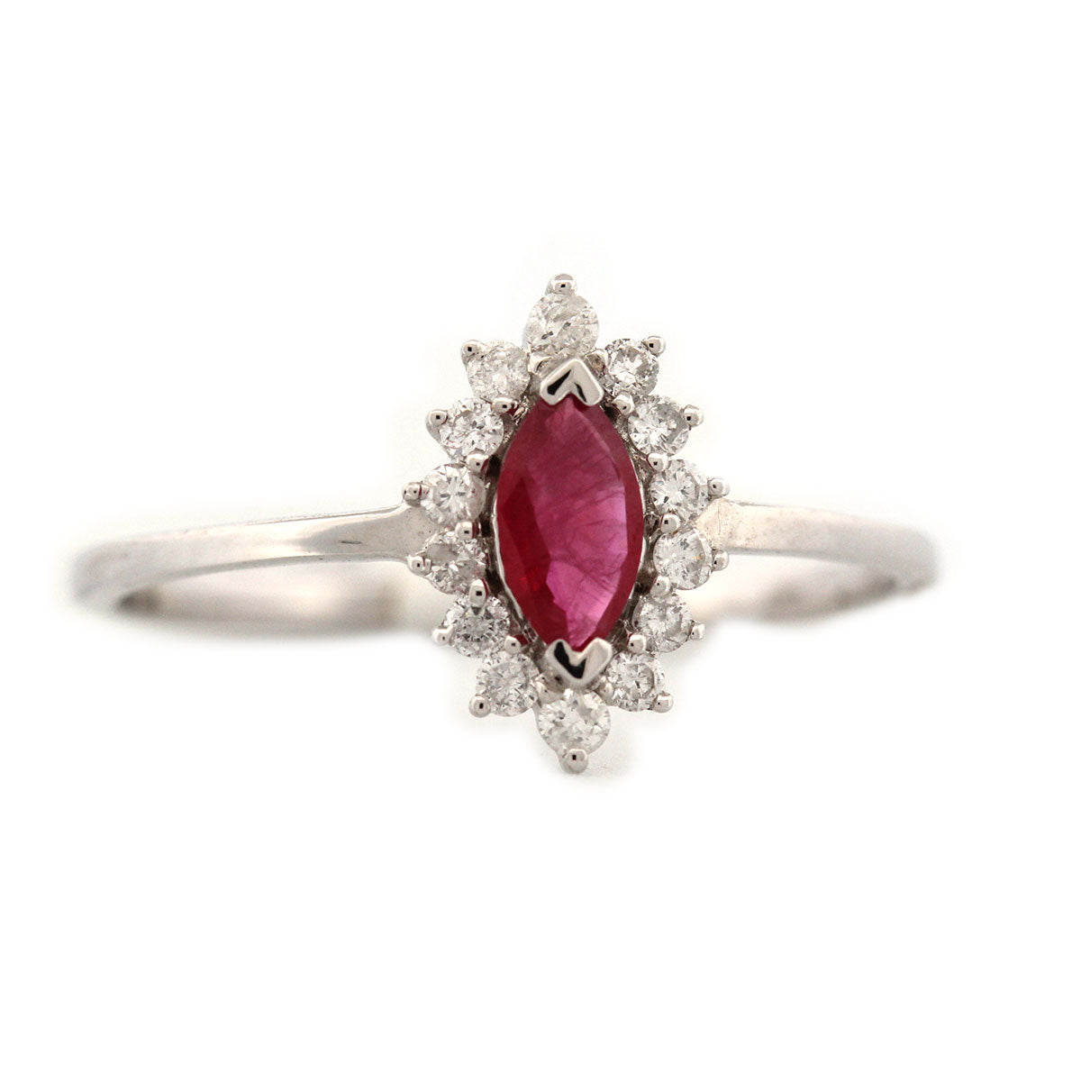 Anillo en oro blanco 14K con marquesa de rubí 0.21ct y halo de diamantes 0.13ctw