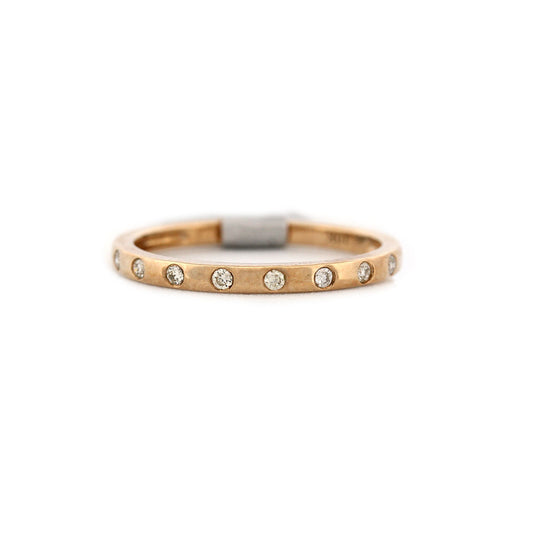 Anillo en oro amarillo 10K con diamantes incrustados 0.15ctw