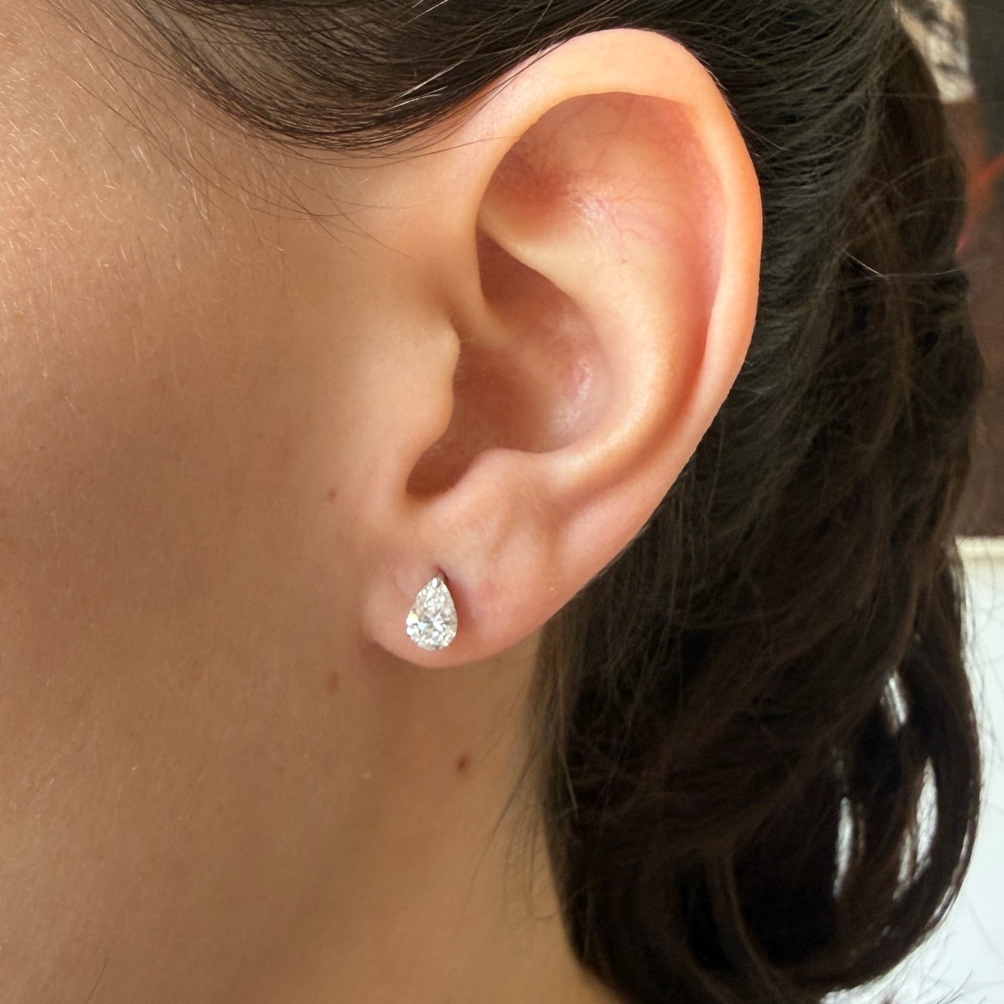 Aretes en platino studs de diamante de laboratorio pera 1ctw