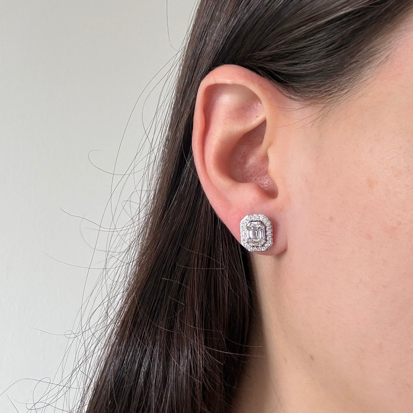 Aretes en oro blanco 10K octagonales de diamantes 2ctw con broche rosca