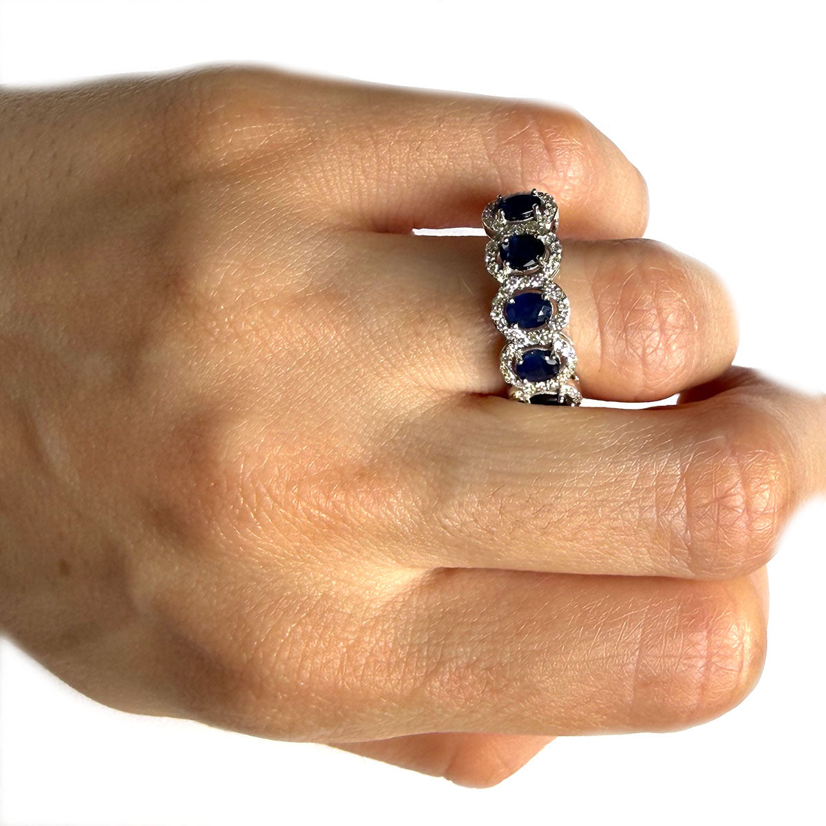 Anillo en oro blanco 14K con zafiros ovalados y diamantes 0.33ctw