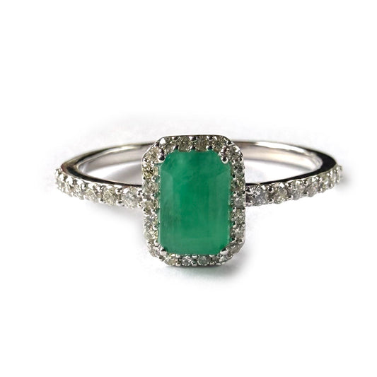 Anillo en oro blanco 10K con esmeralda corte esmeralda y halo de diamantes 0.25ctw
