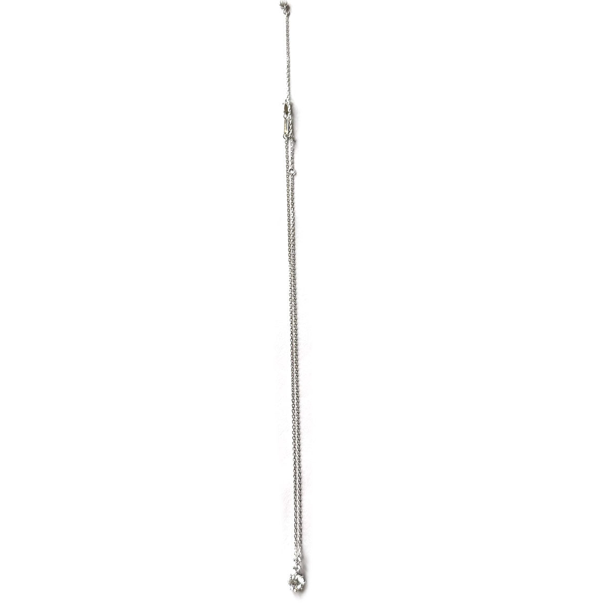 Collar de plata con baño de platino y dije de tres circonitas redondas