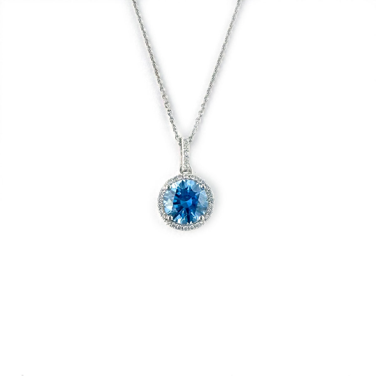 Collar de plata con circonitas celeste y blancas