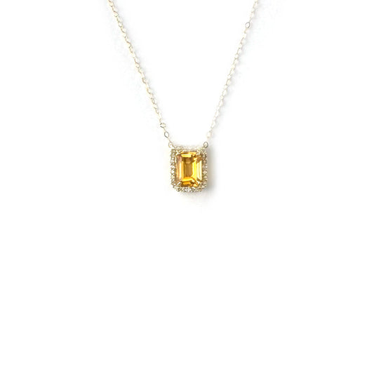 Collar en oro amarillo 10K con citrino y halo de diamantes 0.11ctw