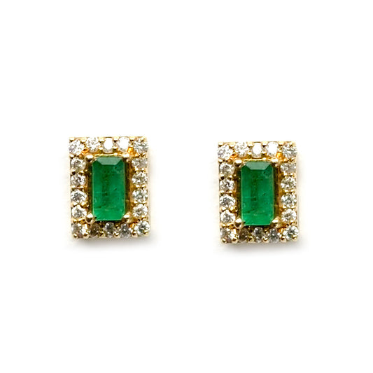 Aretes en oro amarillo 14k con esmeraldas corte esmeralda 0.5 ctw y halo de diamantes 0.58ctw