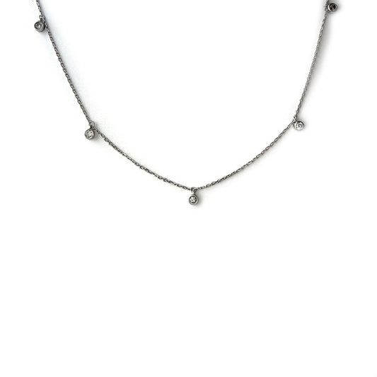 Collar de oro blanco 10k con diamantes biselados colgantes 0.25ctw