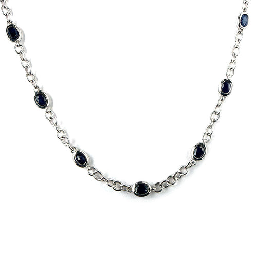 Collar de plata con zafiros ovalados biselados