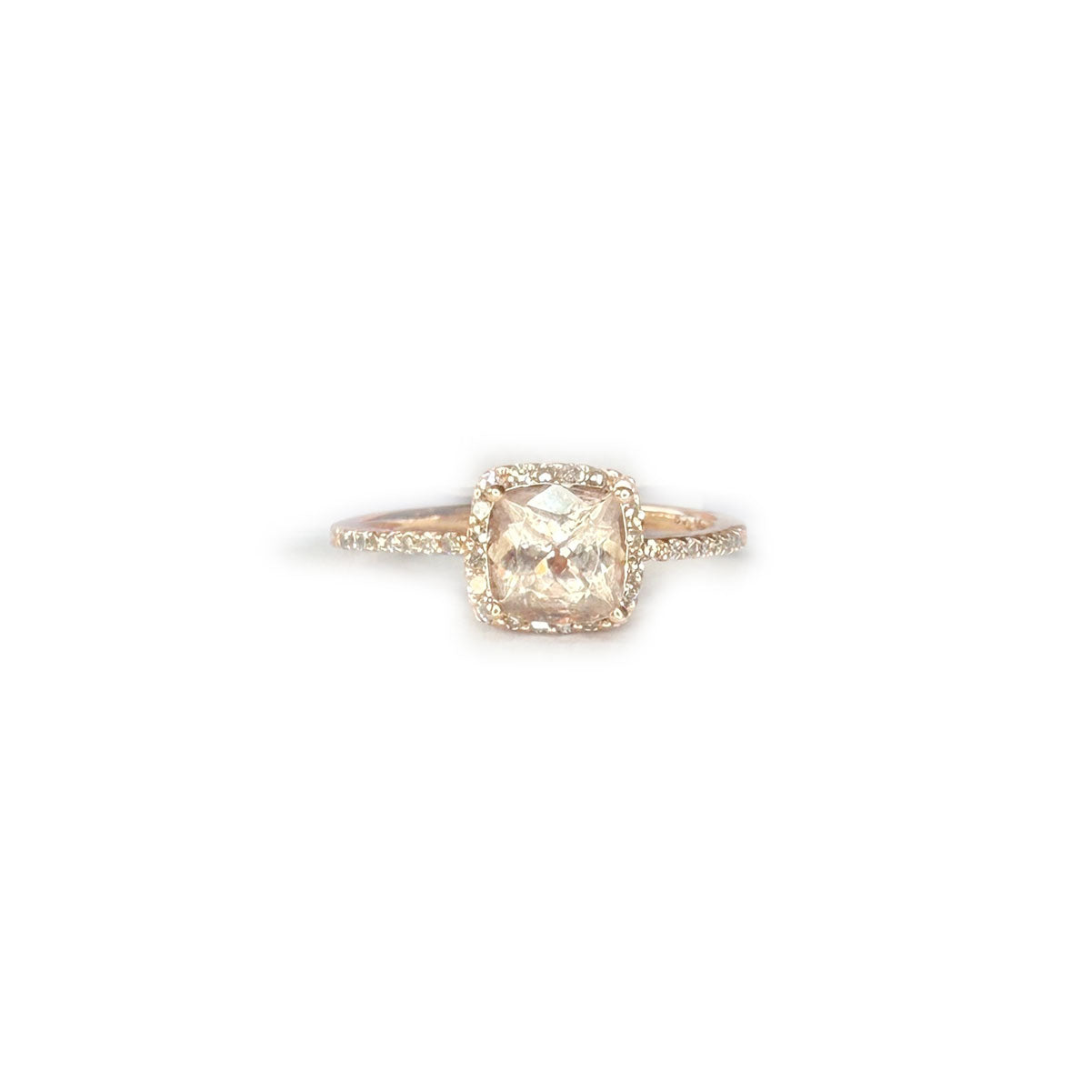Anillo en oro rosa 10k con morganita y diamantes 0.17ctw