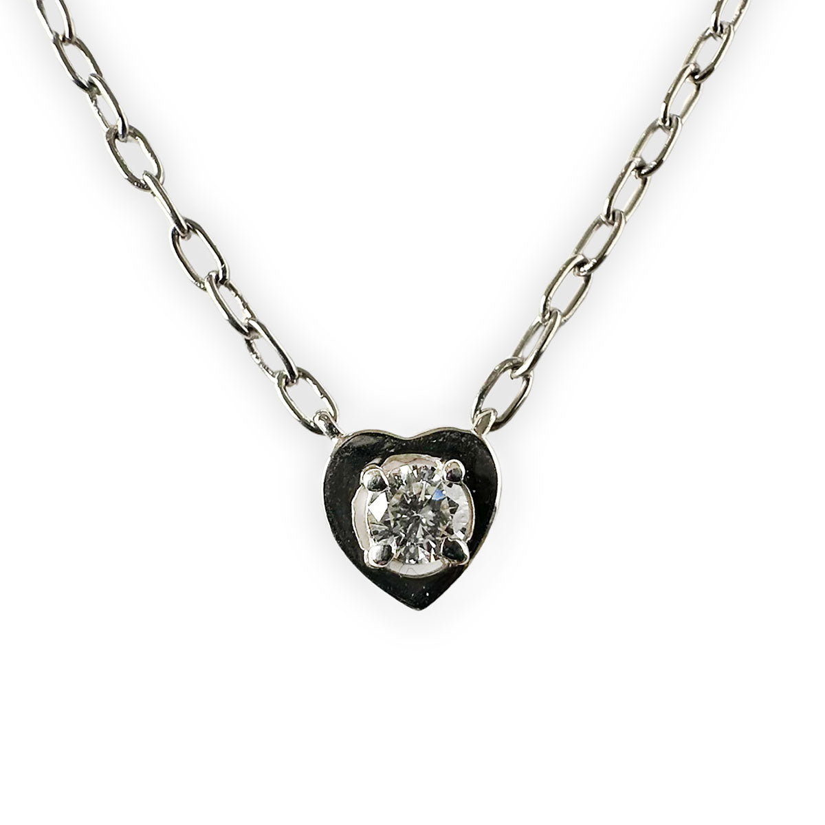 Collar de plata con dije corazón y diamante de laboratorio