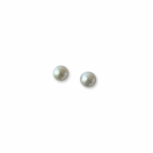 Perlas akoya en oro blanco 14k